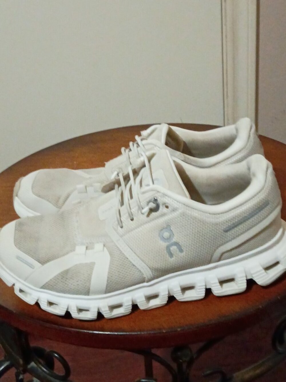 On Cloud 6 Women's U.S. Size 5 Pearl White Running Sneakers - 3WF10060755 - Picture 8 of 13